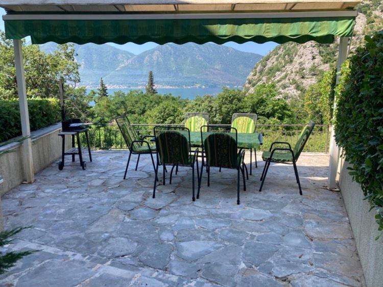 Apartments Villa Eden Kotor Exterior foto